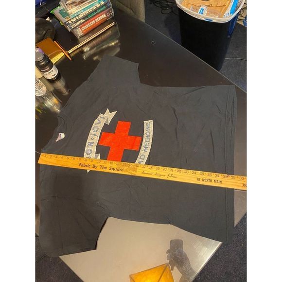 Bad Medicine T shirt, classic Bon Jovi, EUC, XL, excellent graphics, Hanes - Picture 5 of 6